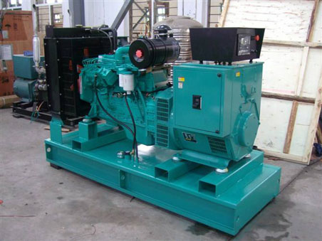 泽库200kw康明斯柴油发电机组图片 泽库200kw康明斯柴油发电机组图片